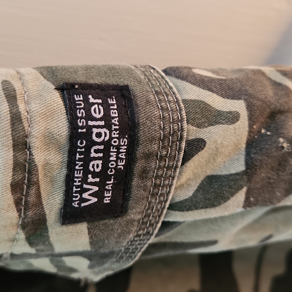 Wrangler Camo fleece lined cargo pants Mens 36 x 30 - Picture 3 of 10
